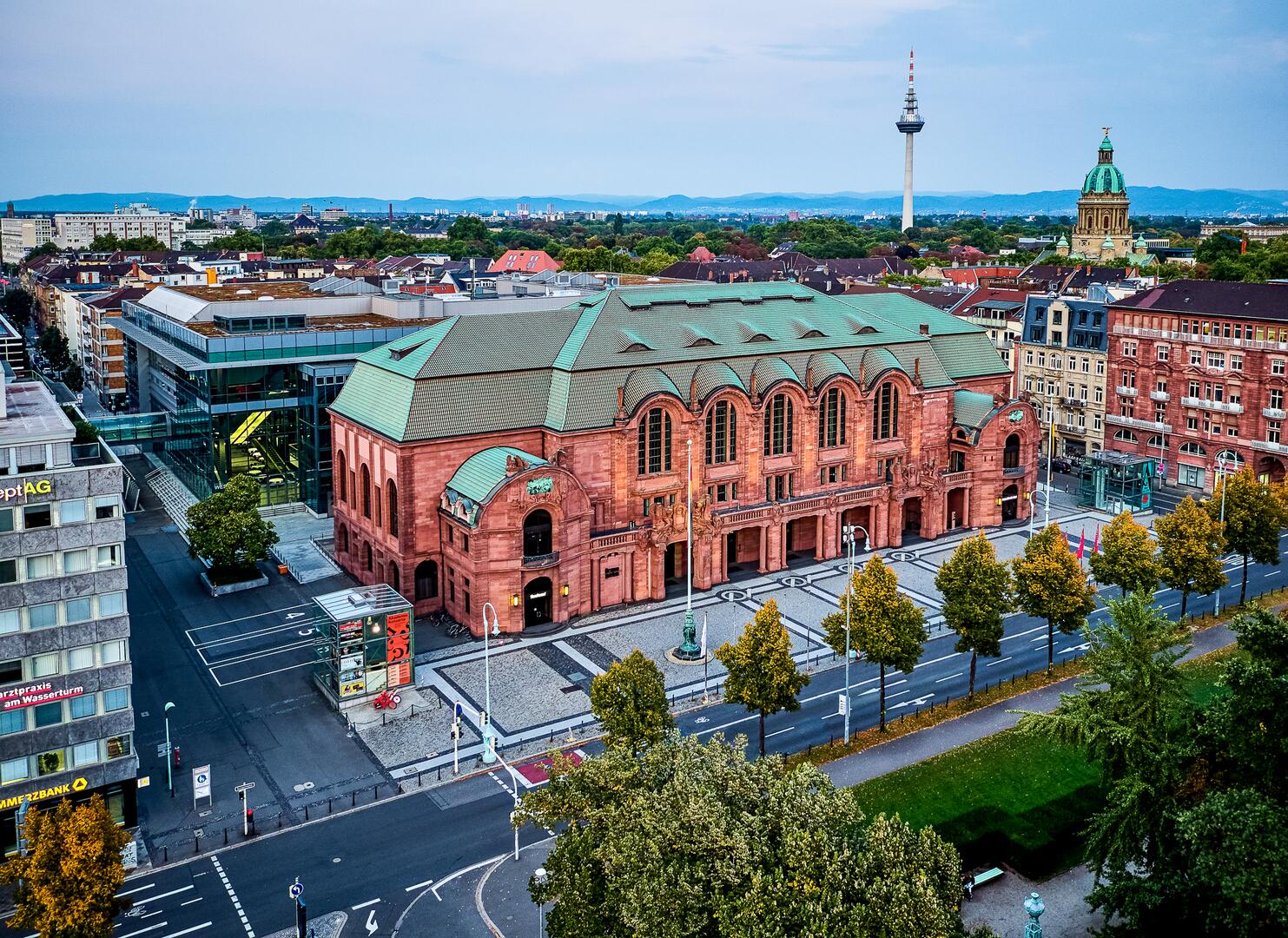 Außenansicht Congresscenter Rosengarten