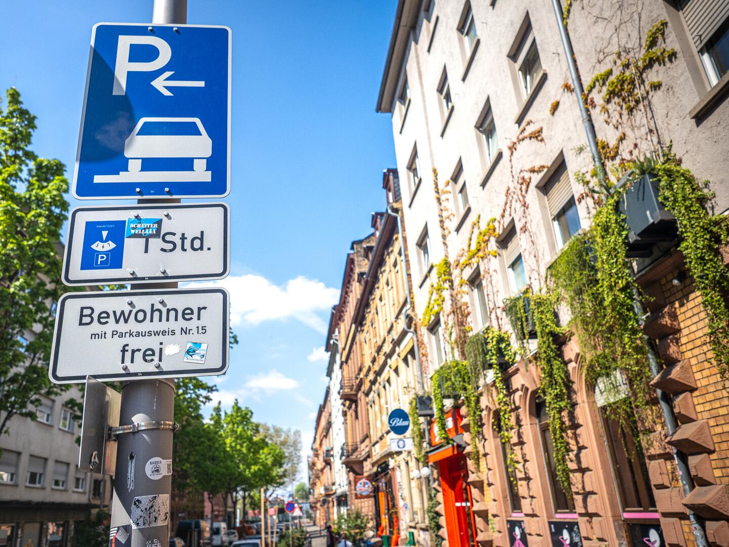 Beschilderung zum Parken in der Jungbuschstraße