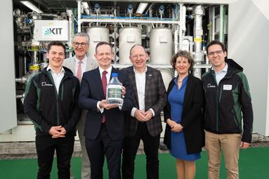 Vergrößerte Ansicht von Einweihung e-Methanol-Anlage "Mannheim 001"