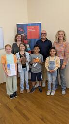 Vergrößerte Ansicht von "Hoch hinaus" Lesepreis Erster Preis der 3. Klassen