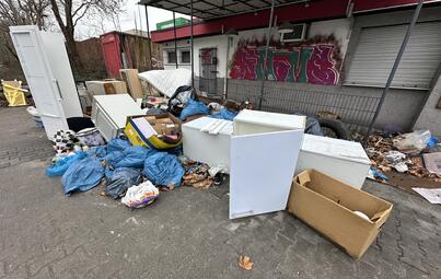 Vergrößerte Ansicht von Die Bußgelder für nicht ordnungsgemäßes Entsorgen von Sperrmüll betragen bis zu 2.500 Euro.