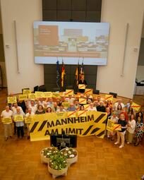 Vergrößerte Ansicht von Der Gemeinderat der Stadt Mannheim schließt sich der bundesweiten Aktion „Kommunen am Limit“ an