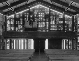 Vergrößerte Ansicht von Innenansicht der neuenTrinitatiskirche