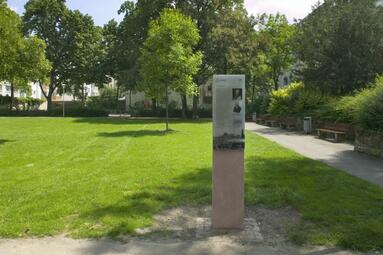 Vergrößerte Ansicht von Lameygarten mit Stadttafel