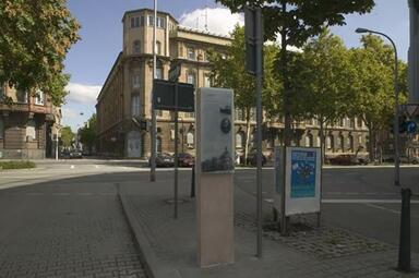 Vergrößerte Ansicht von Badisches Bezirksamt in L 6 mit Stadttafel