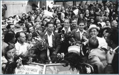 Vergrößerte Ansicht von 1949 - Der VfR Mannheim wird Deutscher Fußballmeister.