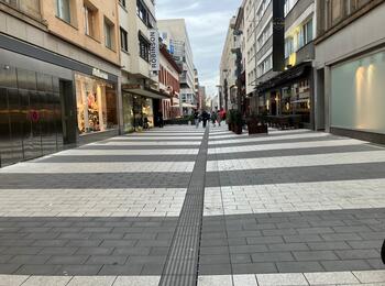 Planken-Seitenstraßen (Innenstadt, 2024)
