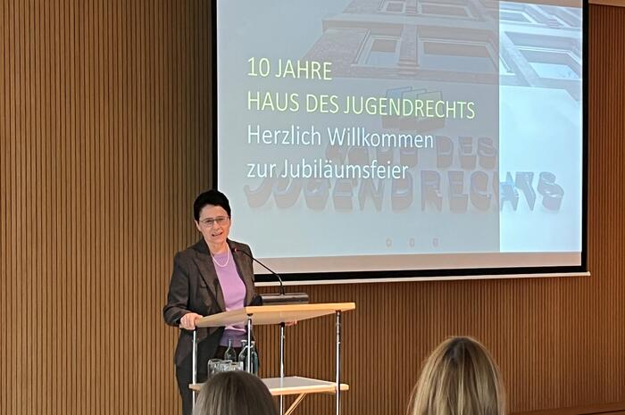Die baden-württembergische Ministerin der Justiz und für Migration, Marion Gentges, beim Jubiläum 10 Jahre Haus des Jugendrechts in Mannheim