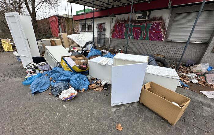 Die Bußgelder für nicht ordnungsgemäßes Entsorgen von Sperrmüll betragen bis zu 2.500 Euro.