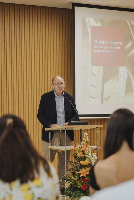 Regenbogenempfang 2026: Oberbürgermeister Christian Specht